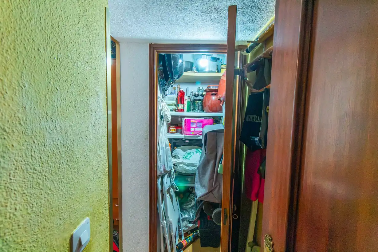 Flat for sale in Madrid  with Air Conditioner, Heating and Furnished