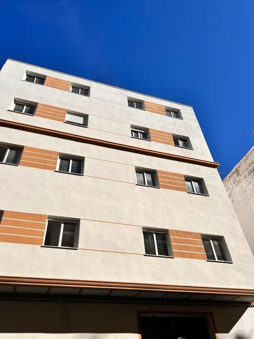 Vista exterior de Local en venta en Gandia