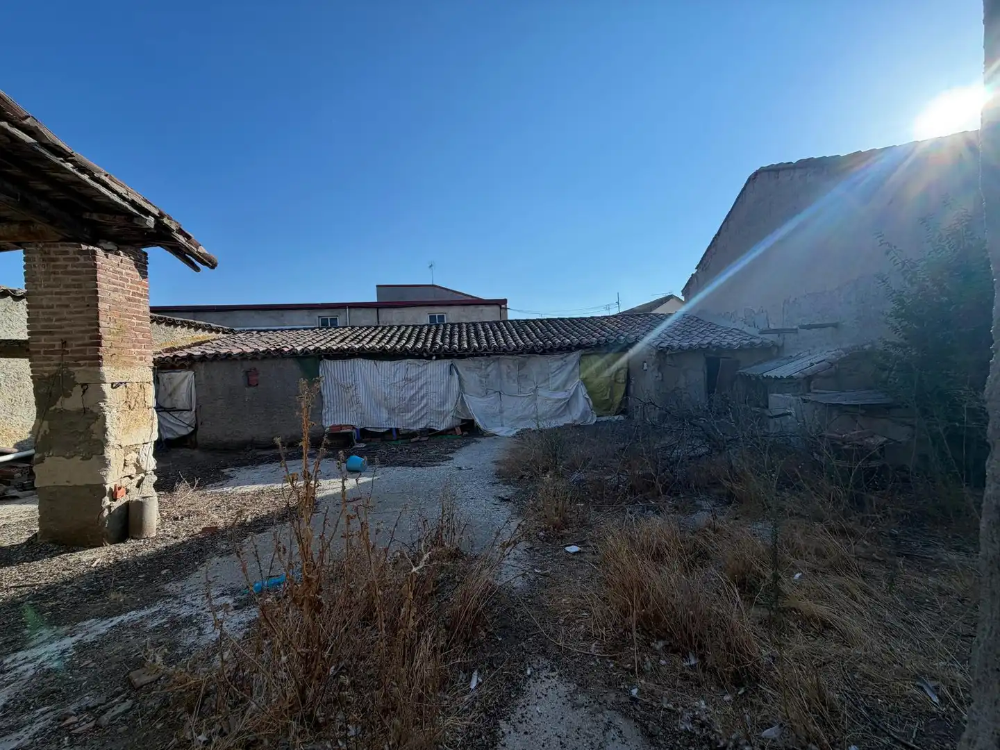 Finca rústica en venta en Tarazona de Guareña con Trastero y Amueblado