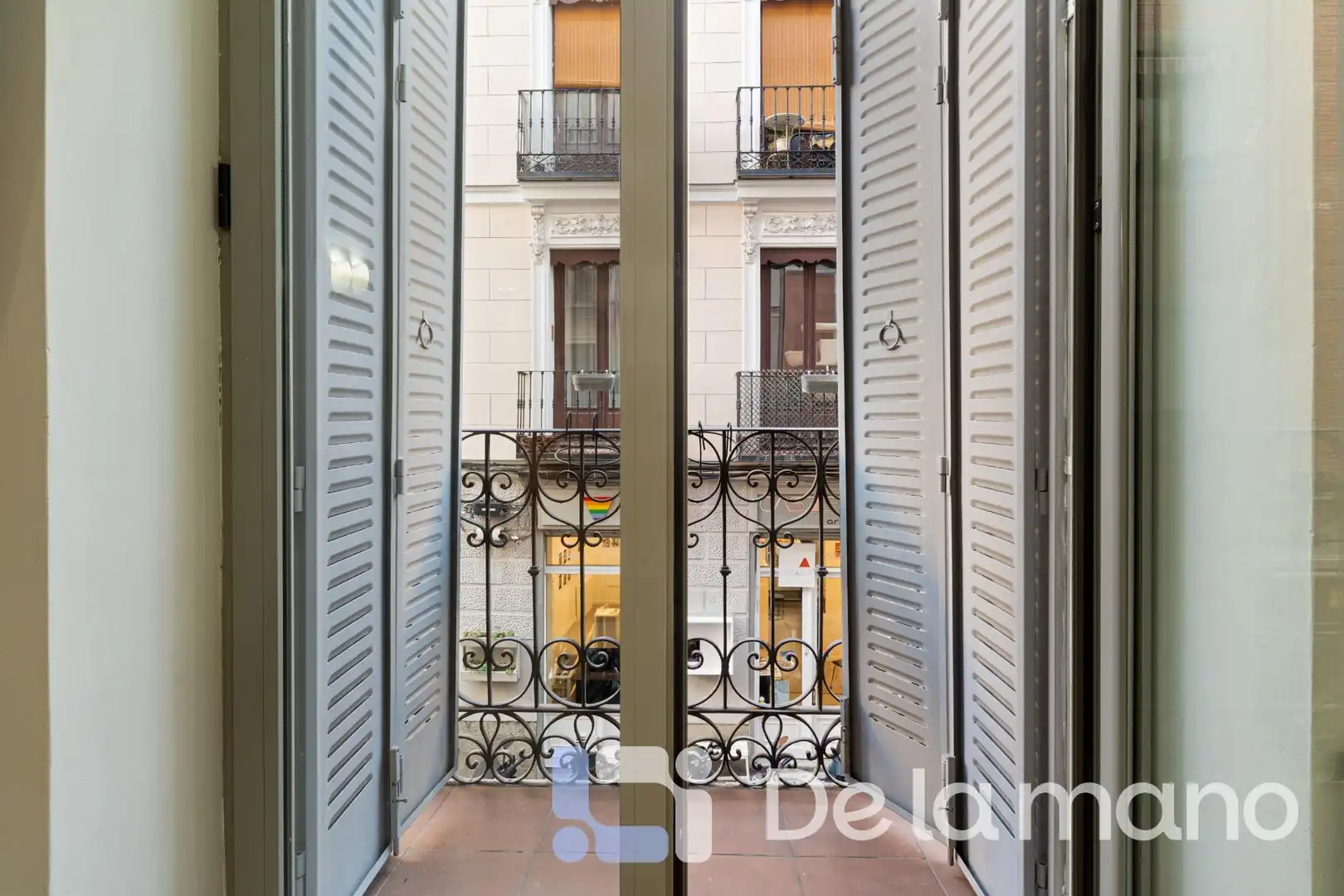 Exterior view of Flat for rent in Madrid  with Heating, Parquet flooring and Terrace