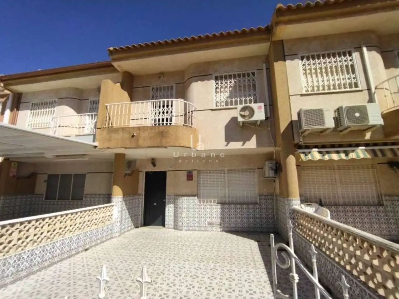 Casa a schiera in vendita a Calle Pintor Miguel Ángel 107