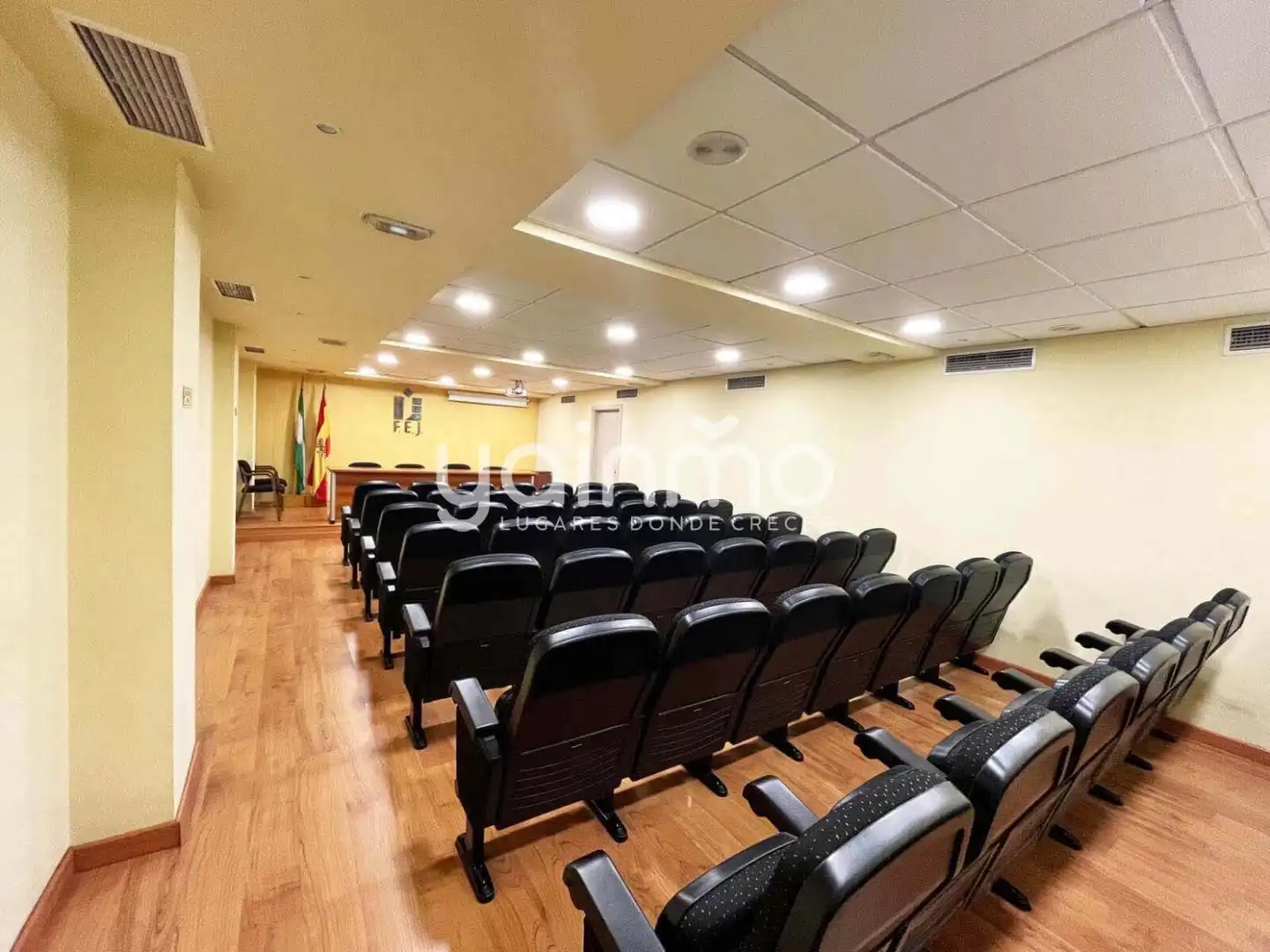 Business premises for sale in Jaén - AV MADRID 32