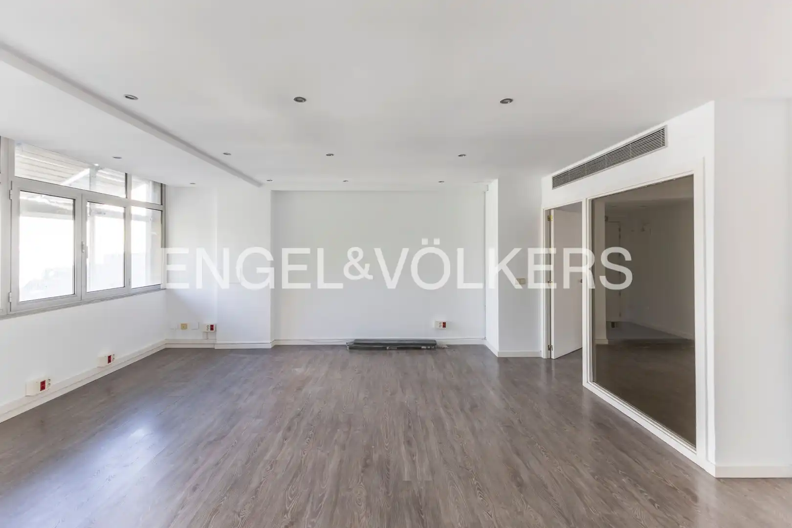 Wohnung zur Miete in Madrid mit Heizung und Privatgarten