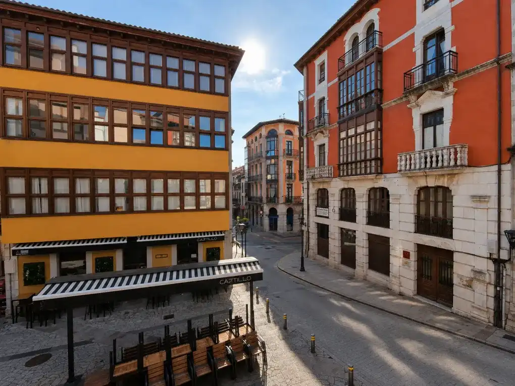 Vista exterior de Pis en venda en Llanes