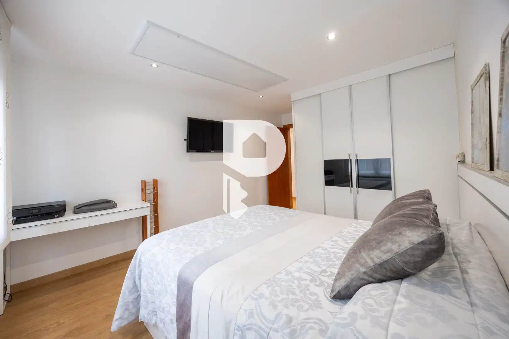 Schlafzimmer von Wohnung zum Verkauf in Sant Vicenç Dels Horts mit Klimaanlage, Heizung und Parkett