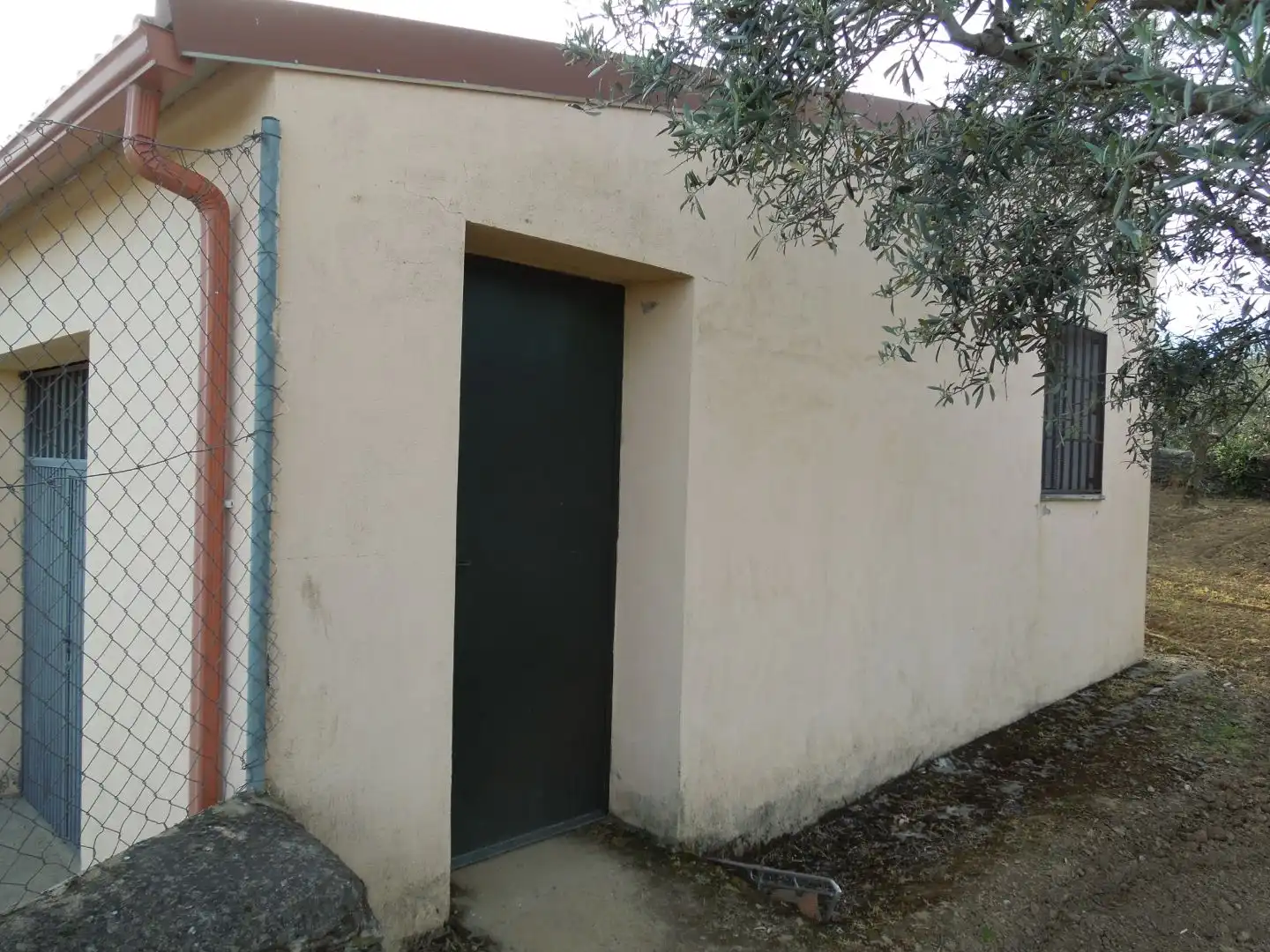 Vista exterior de Terreno en venta en Malpartida de Plasencia