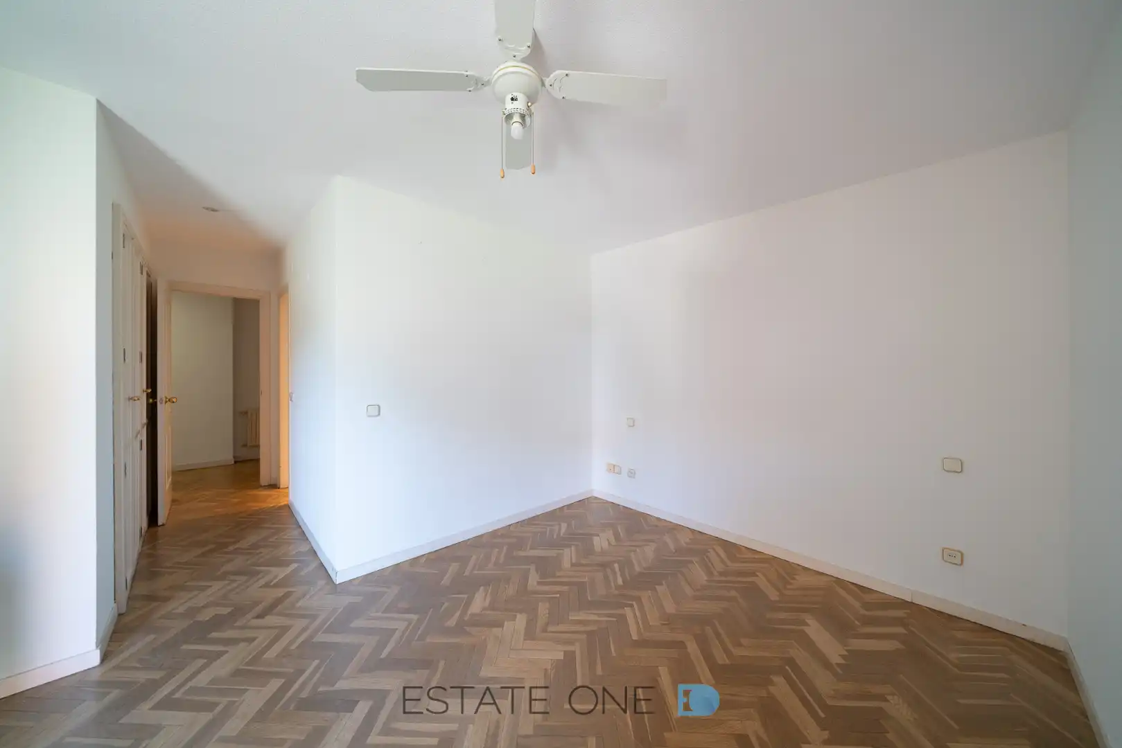 Piso en venta en Pozuelo de Alarcón con Calefacción, Jardín privado y Parquet