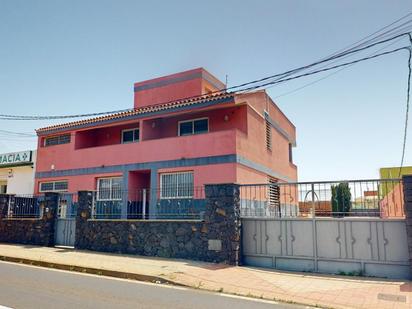 Vista exterior de Casa o xalet en venda en San Cristóbal de la Laguna amb Aire condicionat, Terrassa i Balcó