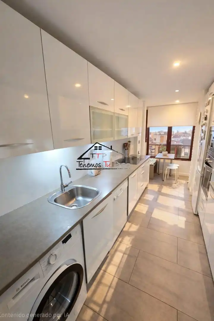 Cocina de Piso en venta en Zaragoza con Aire acondicionado, Calefacción y Parquet