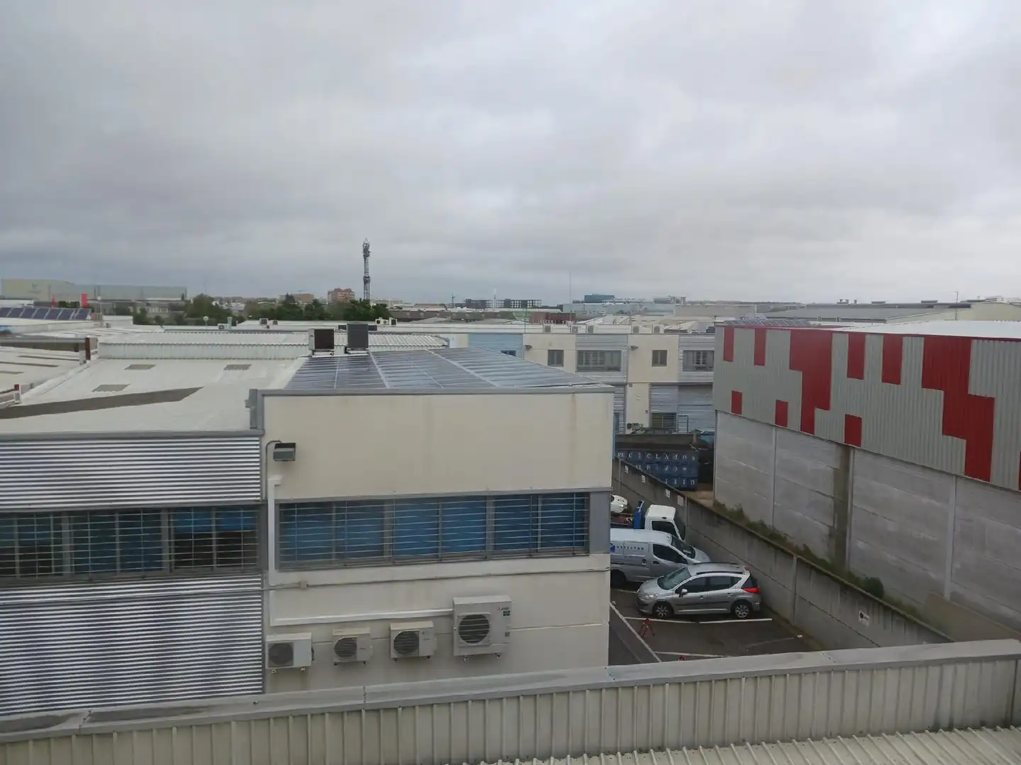 Exterior view of Office for sale in Sevilla