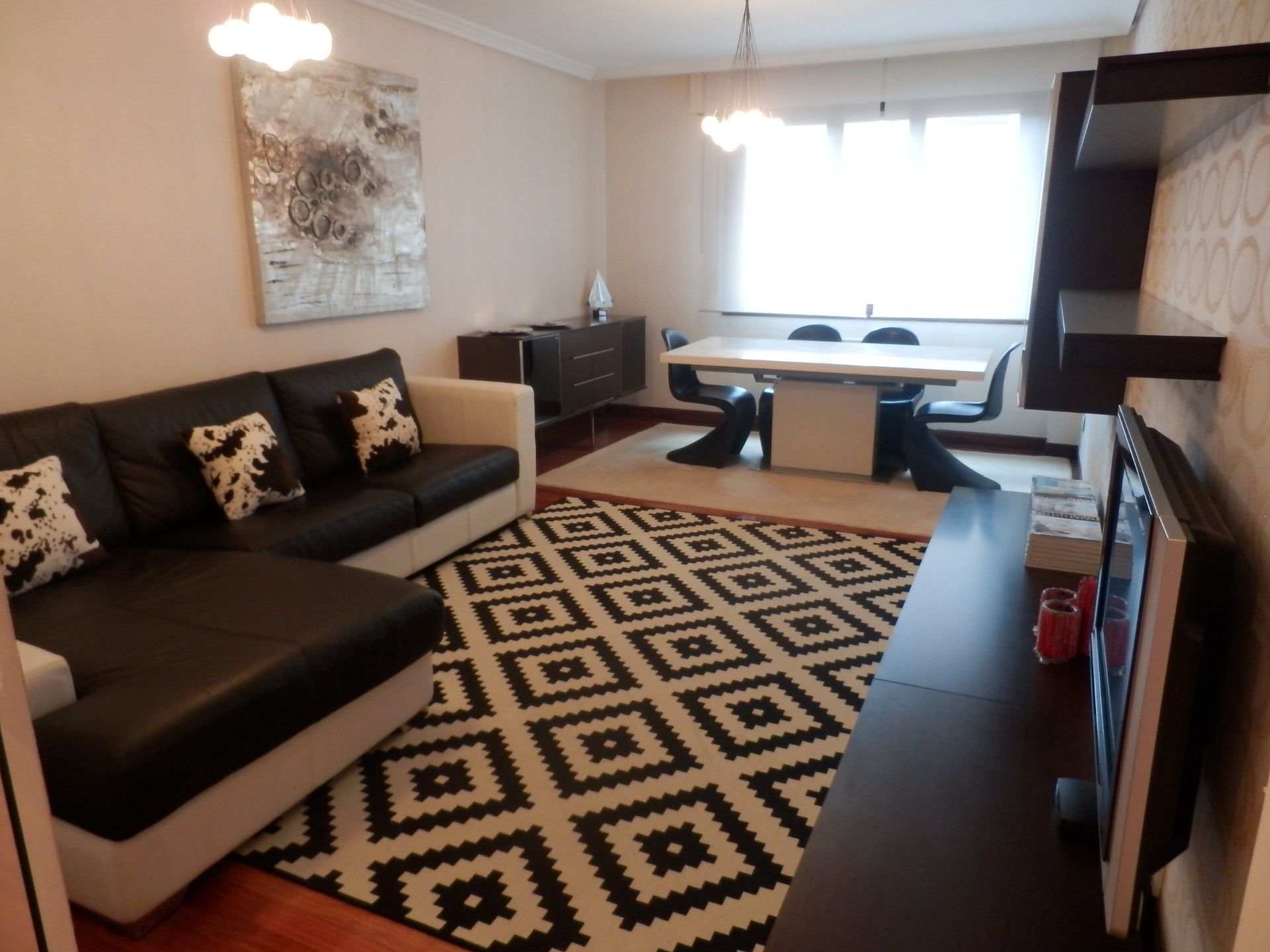 Sala d'estar de Pis de lloguer en Bilbao  amb Calefacció, Moblat i Forn