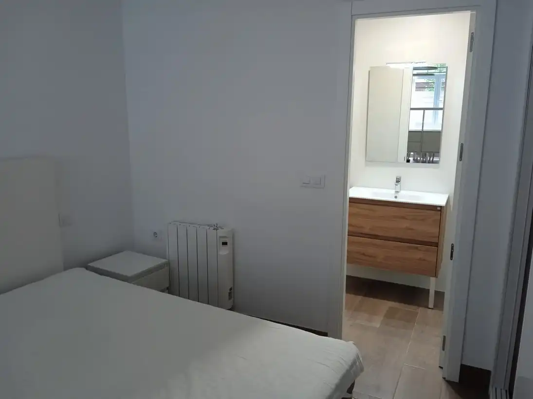 Bedroom of Ground floor for sale in Madrid  with Heating, Furnished and Washing machine