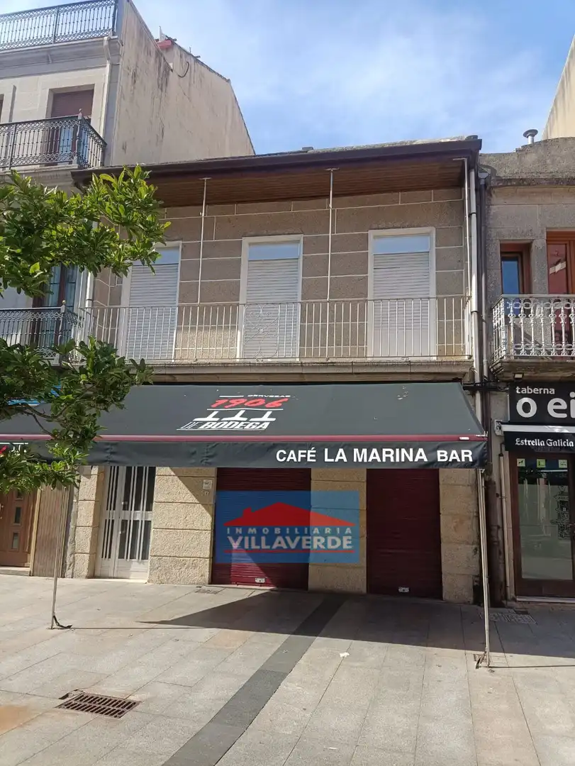 Casa adosada en venta en Cangas pueblo