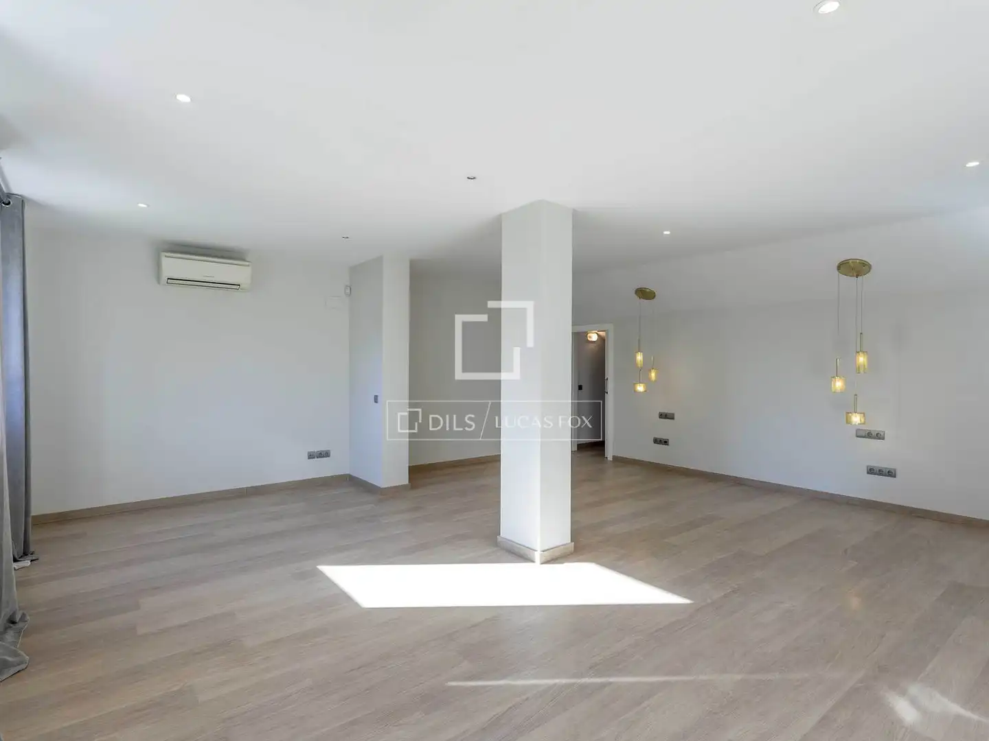 Sala de estar de Casa o chalet de alquiler en L'Eliana con Aire acondicionado, Jardín privado y Trastero