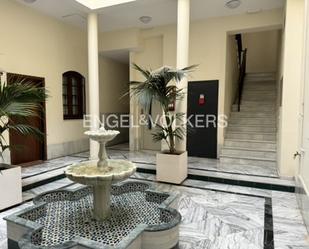 Apartament de lloguer en  Sevilla Capital amb Aire condicionat i Piscina