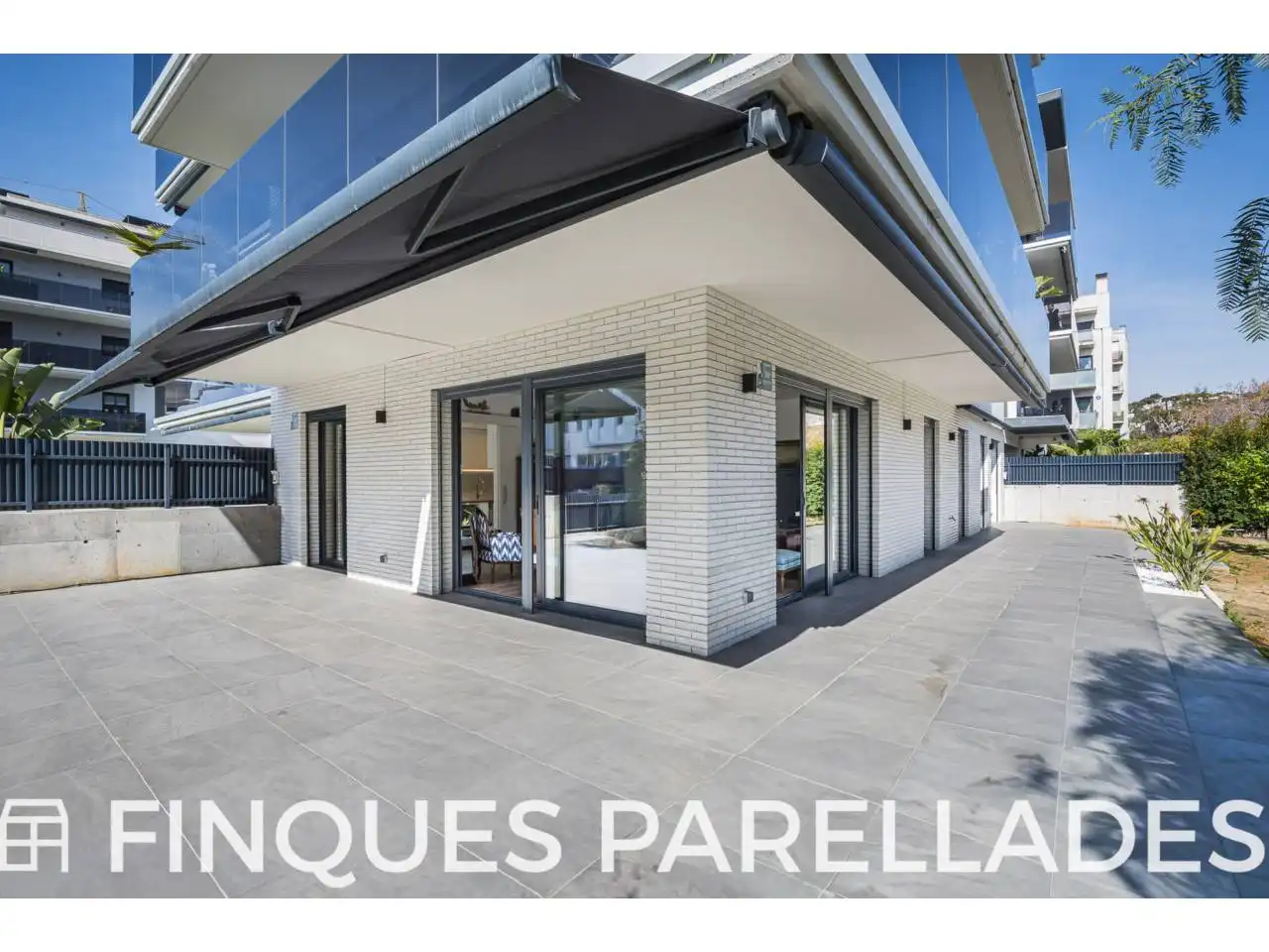 Vista exterior de Piso en venta en Sitges con Aire acondicionado, Calefacción y Jardín privado