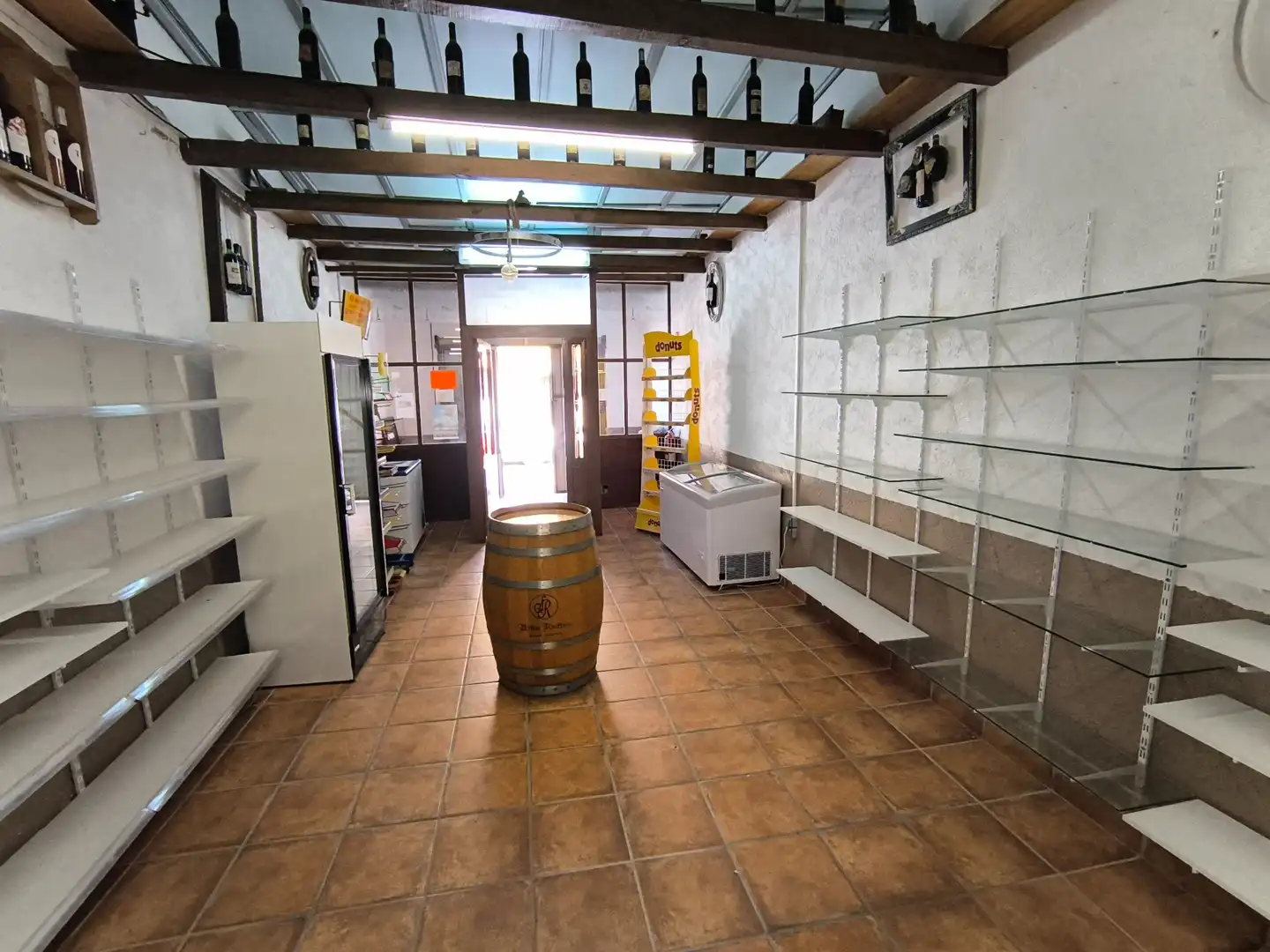 Local en venda en Valoria la Buena amb Moblat