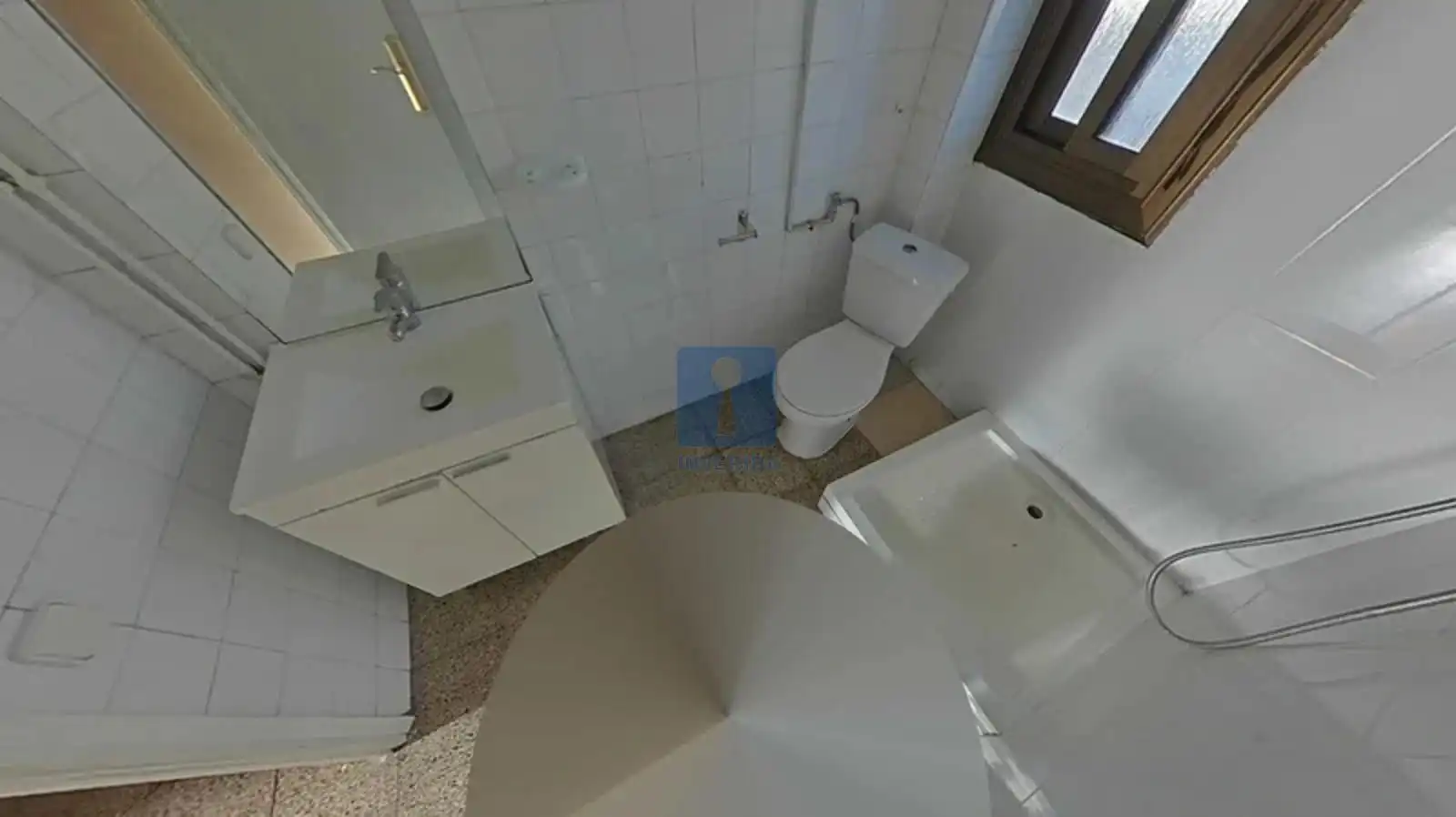 Badezimmer von Wohnung zum Verkauf in Terrassa