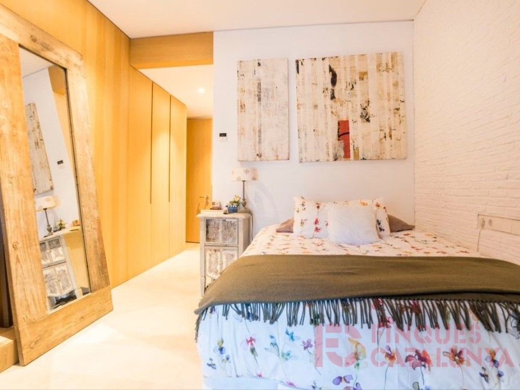 Bedroom of Attic for sale in Girona Capital