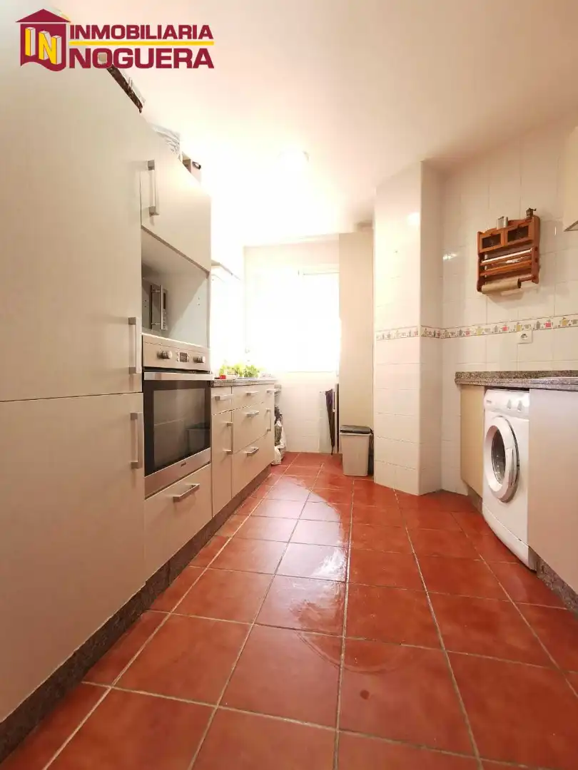 Piso con ascensor en venta en Écija, imagen 2