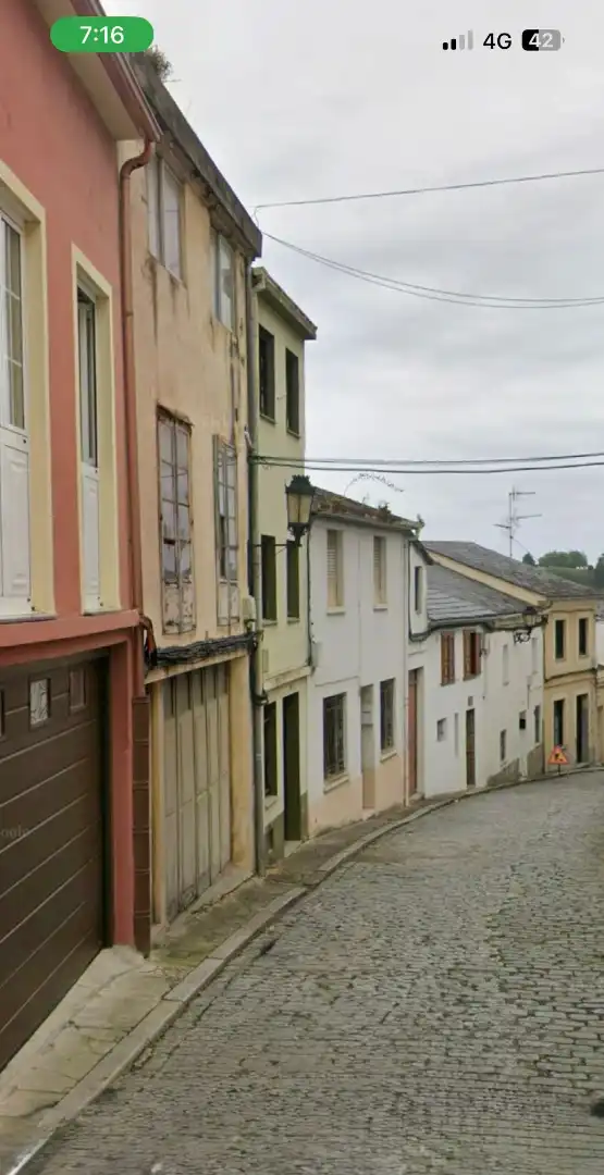 Außenansicht von Einfamilien-Reihenhaus zum Verkauf in Ribadeo