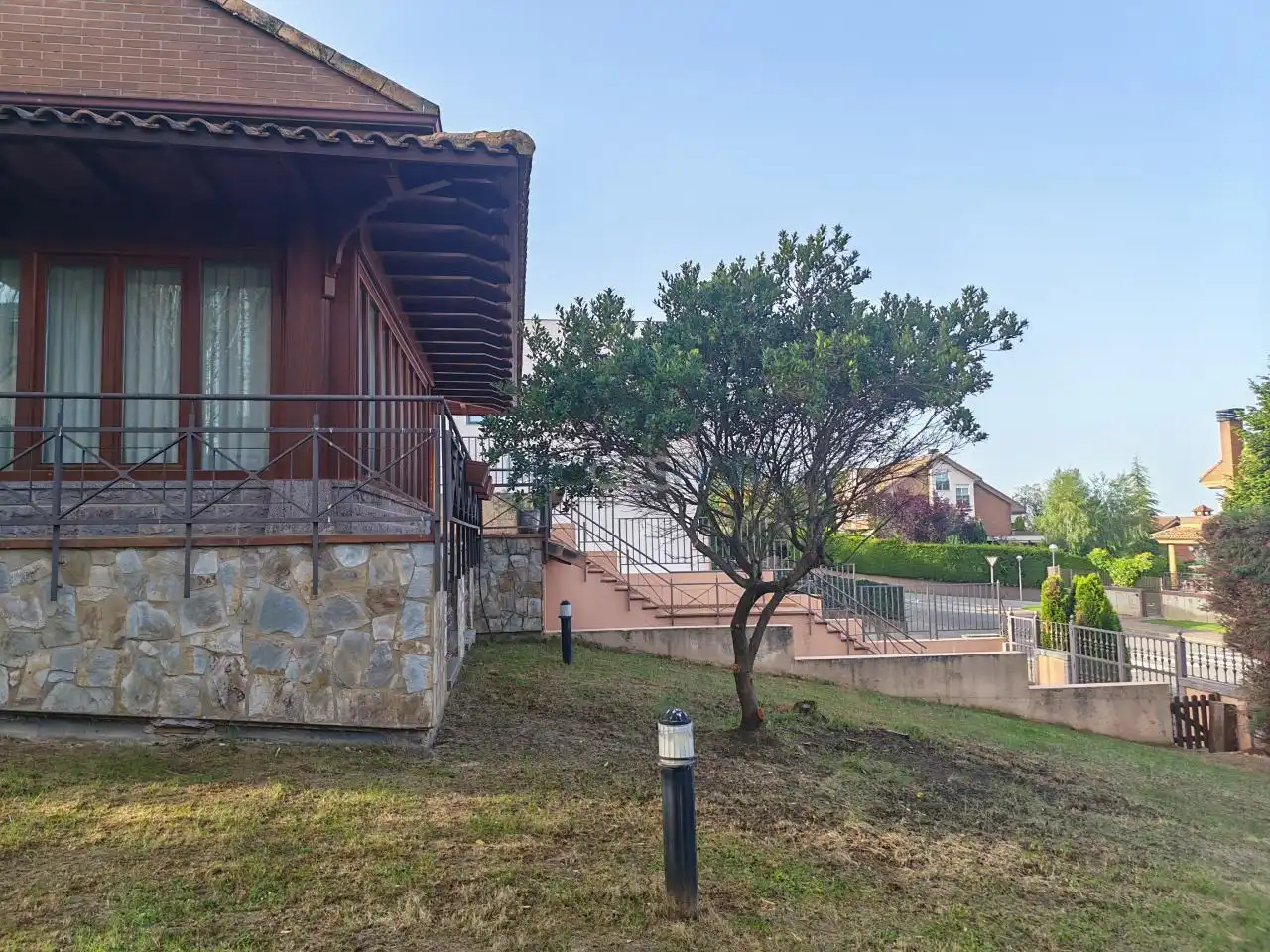 Vista exterior de Casa o chalet en venta en Sariegos con Calefacción, Jardín privado y Terraza