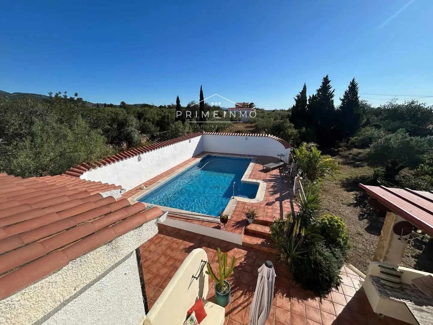 Vista exterior de Finca rústica en venda en L'Ampolla amb Terrassa, Traster i Piscina