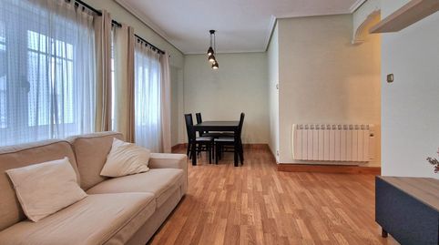 Foto 2 von Wohnungen zur Miete in Calle Mgdo Manuel Artime, San Pablo - Juan Flórez, A Coruña Capital