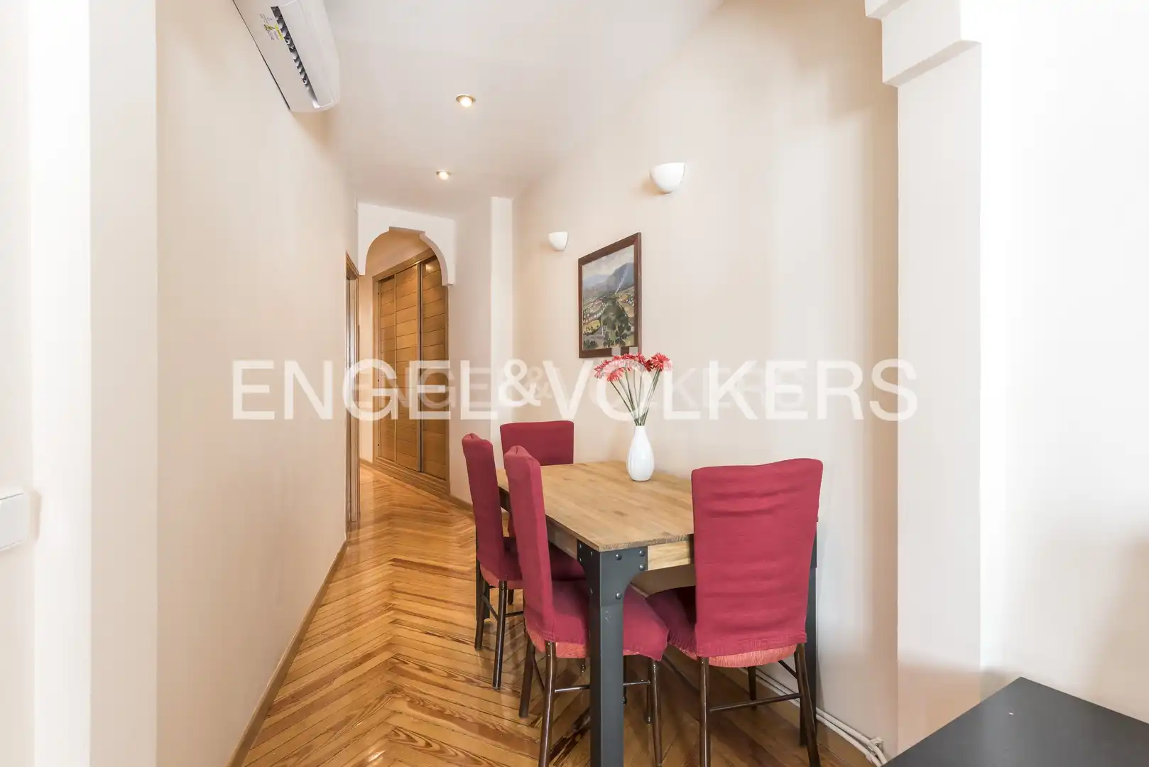 Dining room of Flat for rent in Madrid  with Air Conditioner, Heating and Furnished