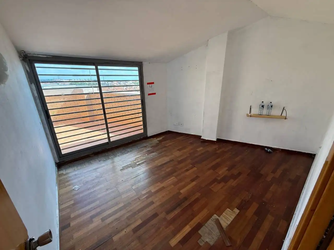 Flat for sale in Terrassa  with Air Conditioner, Parquet flooring and Terrace
