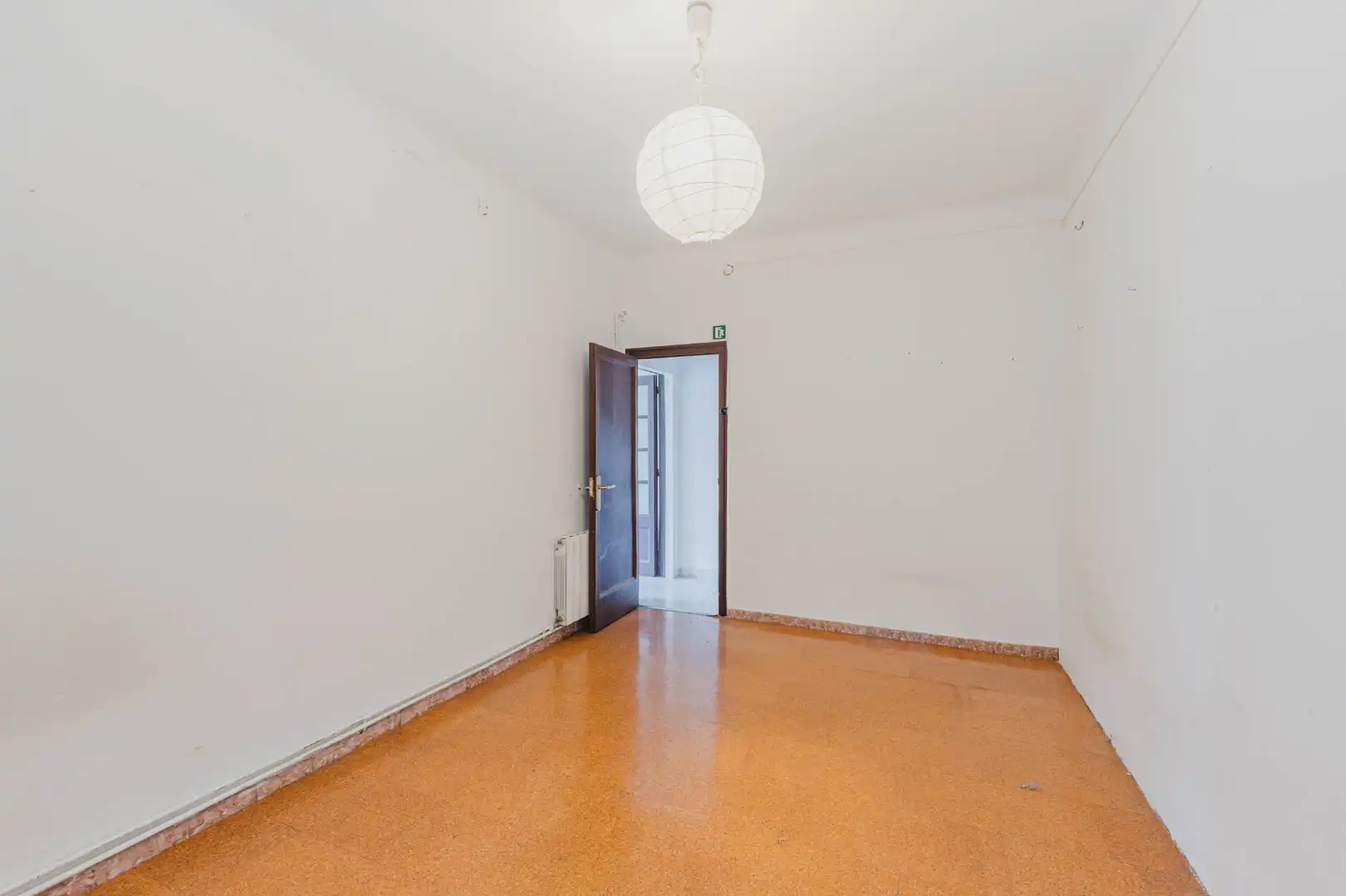 Piso en venta en Barcelona con Calefacción, Parquet y Horno