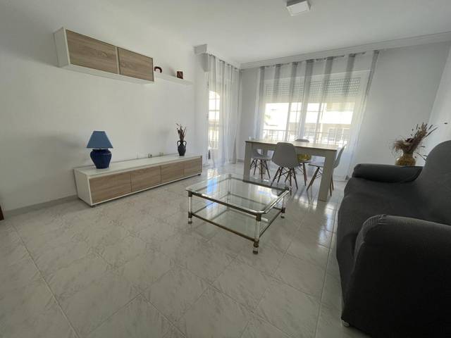 Piso en Alquiler en Puerto de Estepona