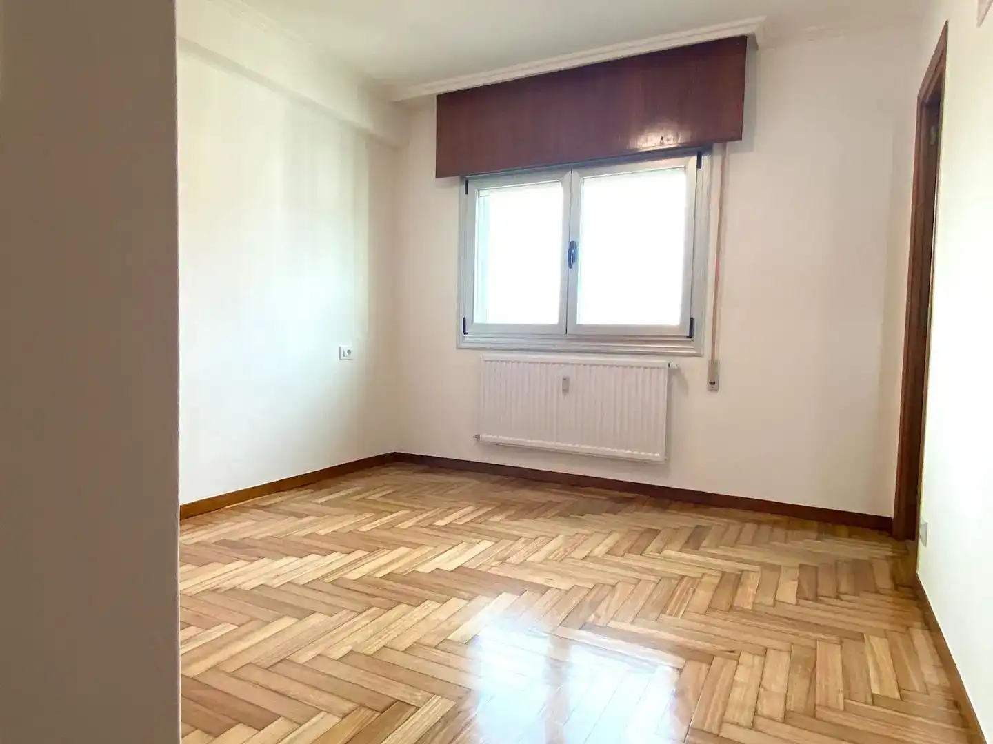 Bedroom of Flat for rent in Vigo   with Parquet flooring and Storage room