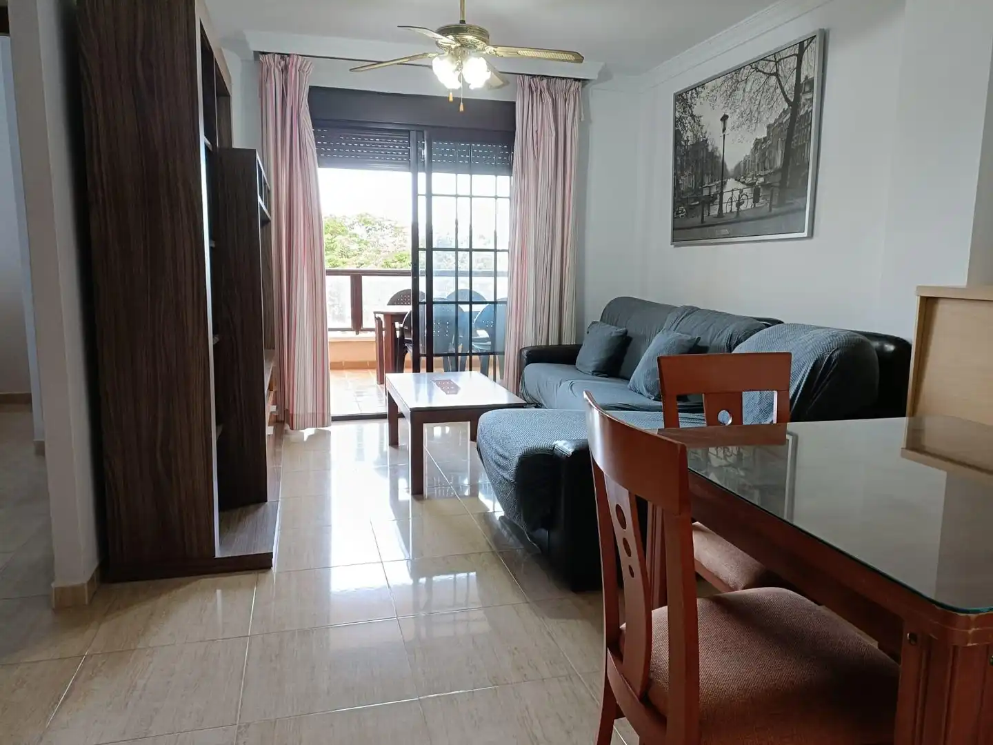 Living room of Flat for rent in Roquetas de Mar  with Terrace, Furnished and Community pool