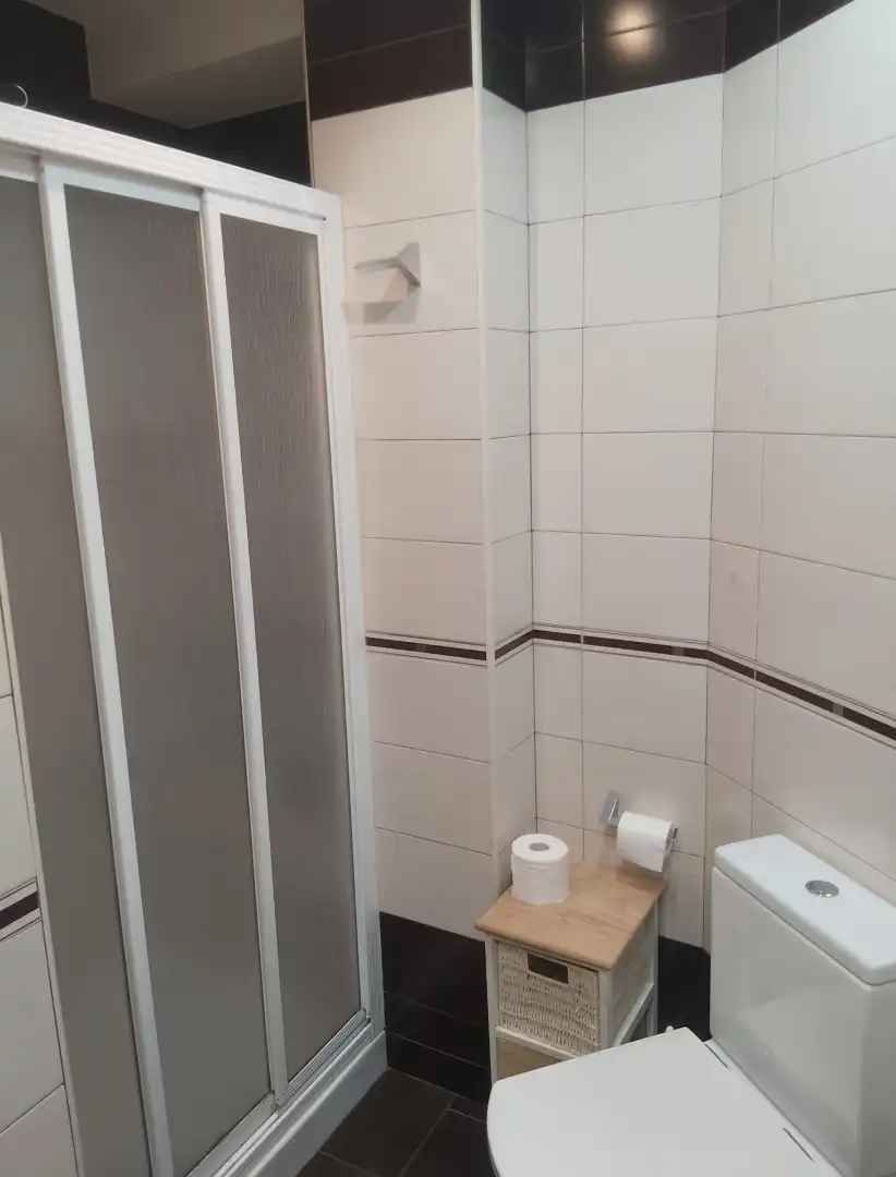 Bany de Pis en venda en Córdoba amb Aire condicionat, Jardí privat i Moblat