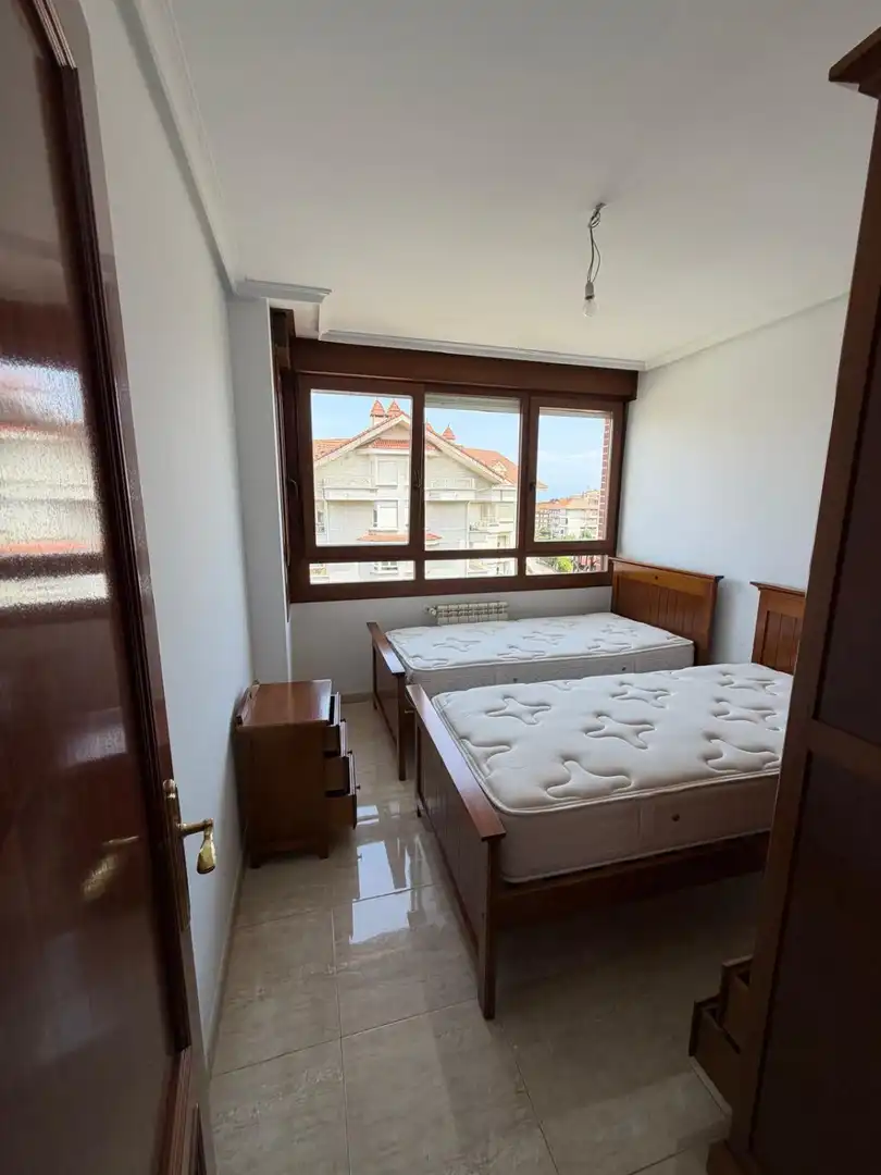 Dormitori de Àtic en venda en Noja amb Calefacció, Terrassa i Piscina comunitària