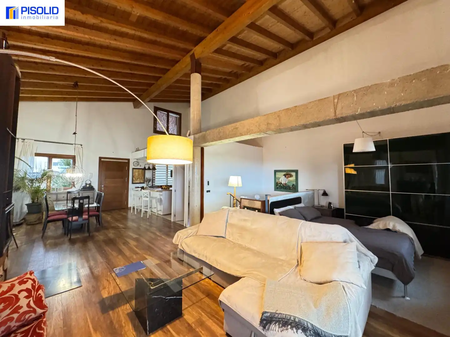 Wohnzimmer von Einfamilien-Reihenhaus zum Verkauf in Valladolid mit Privatgarten und Schwimmbad