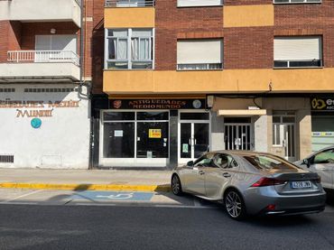 Local comercial en venda a Zona Alta