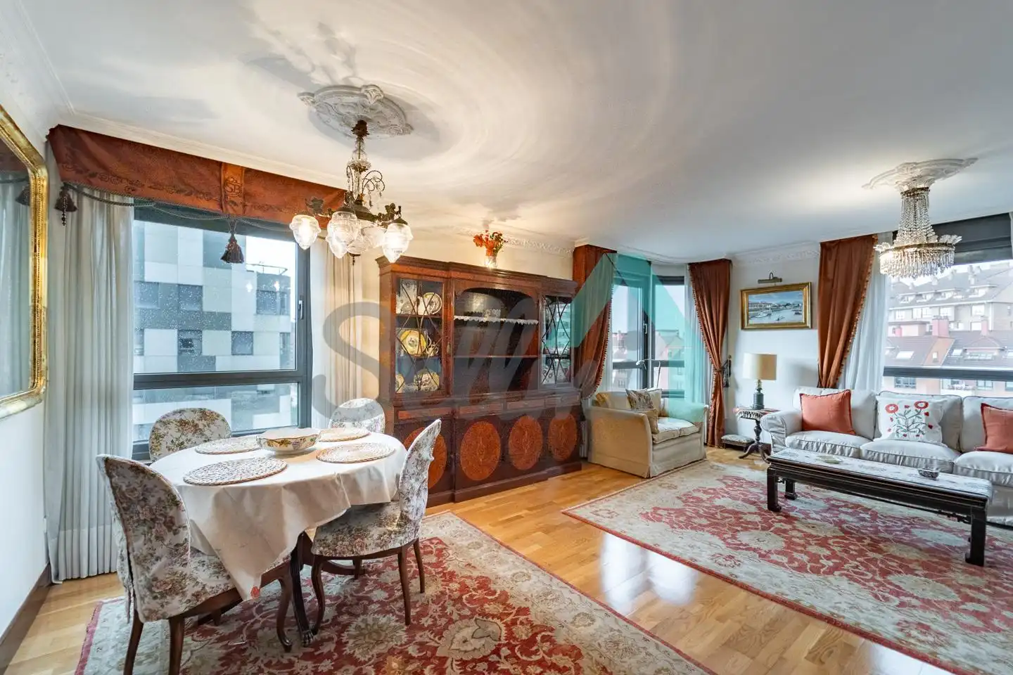Wohnzimmer von Wohnung zur Miete in Oviedo  mit Heizung, Parkett und Möbliert