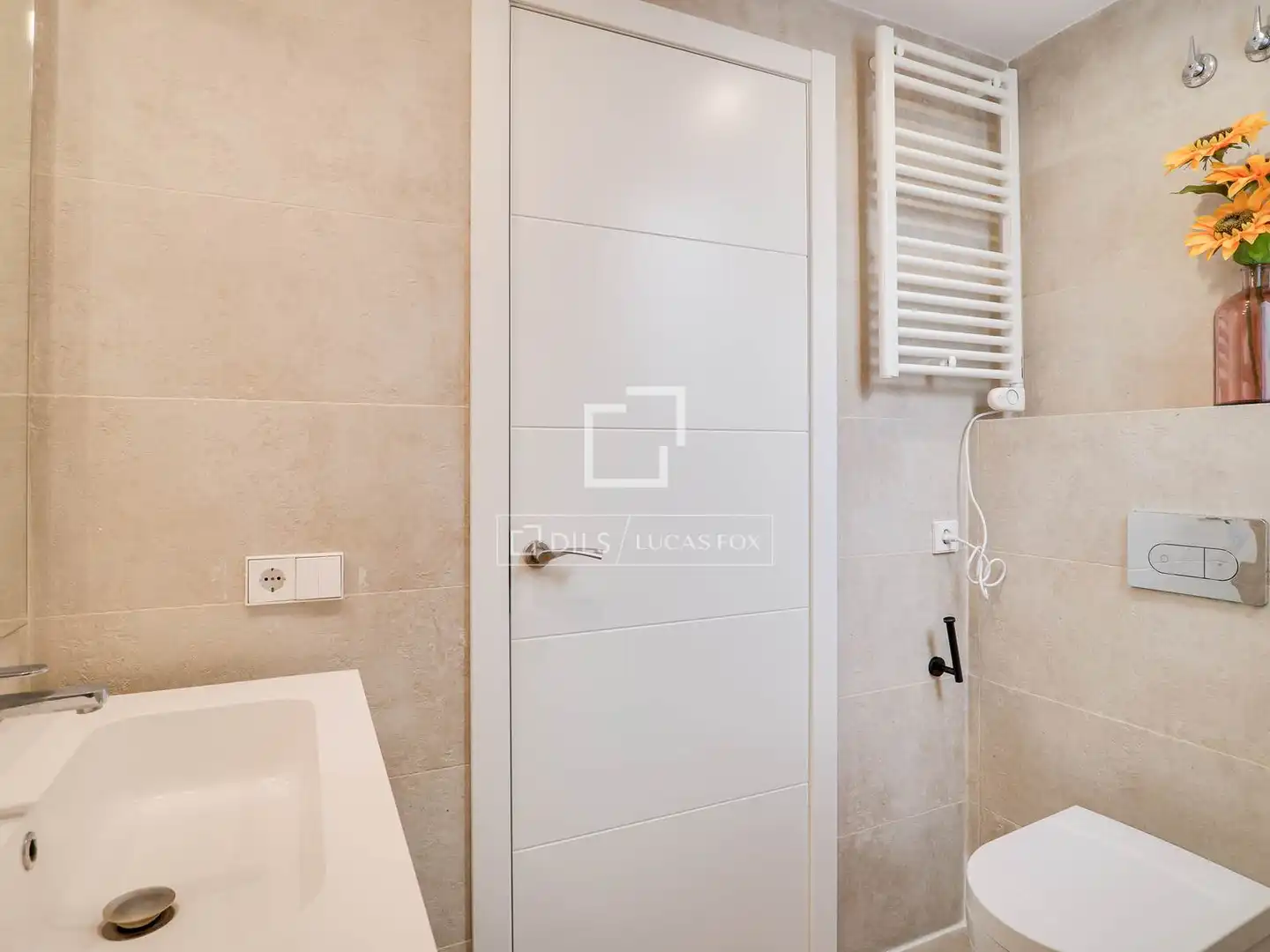 Baño de Ático en venta en Barcelona con Aire acondicionado, Calefacción y Terraza