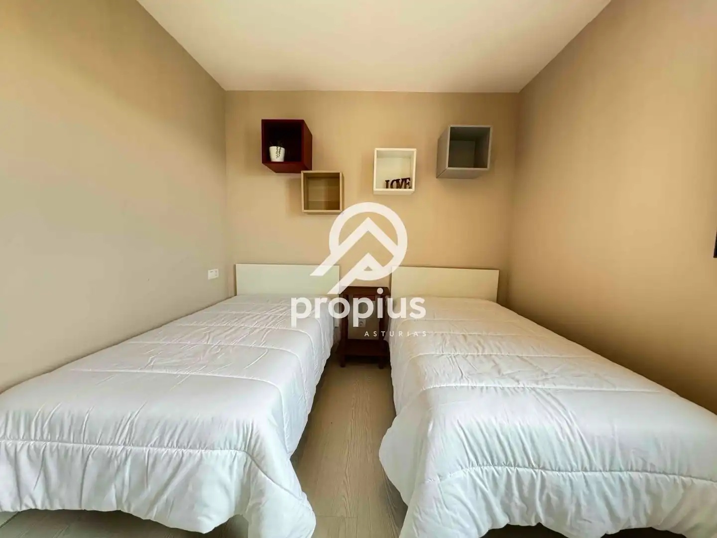 Habitación de Casa o chalet en venta en Ribadesella con Calefacción, Jardín privado y Terraza