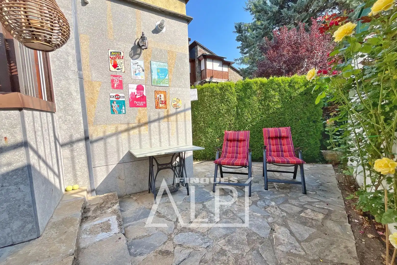 Jardí de Casa adosada en venda en Fontanals de Cerdanya amb Calefacció, Parquet i Moblat