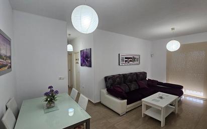 Sala d'estar de Pis en venda en Cartaya amb Moblat, Rentadora i Microones