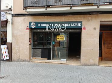 Locale commerciale in affitto a Centre