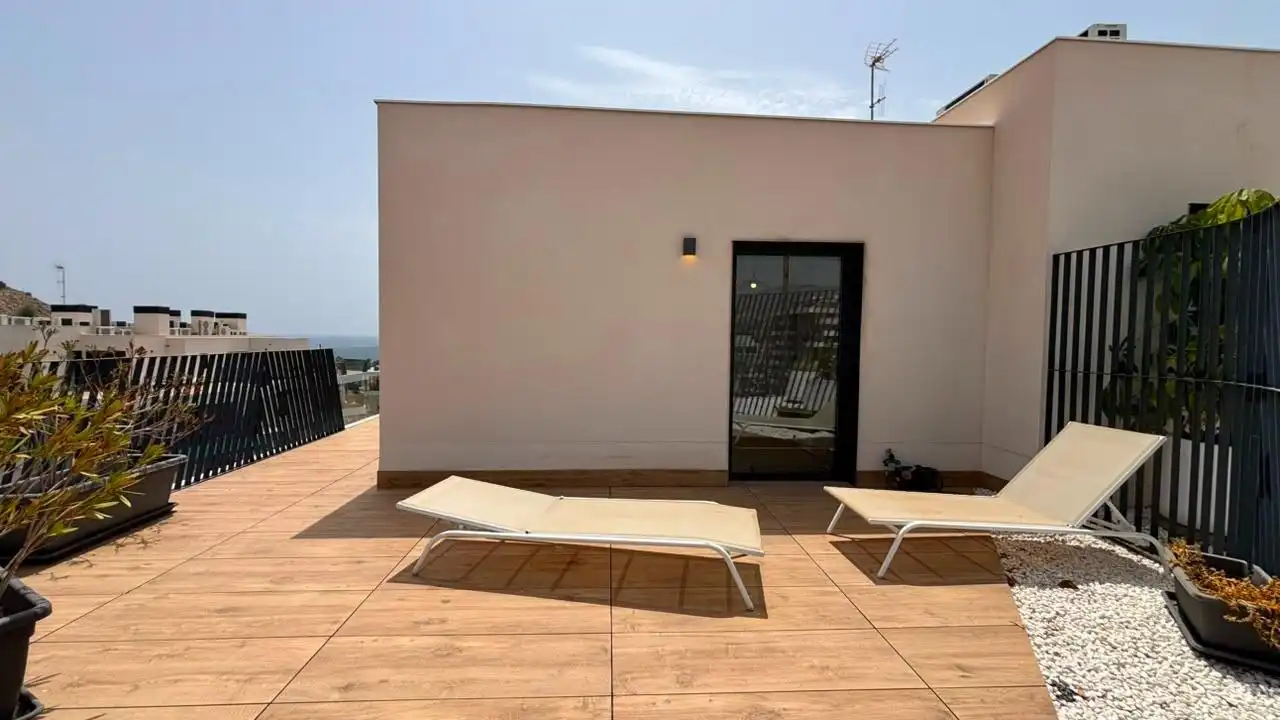 Terrasse von Dachboden zur Miete in Villajoyosa / La Vila Joiosa mit Klimaanlage, Terrasse und Möbliert