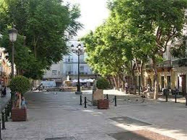 Local comercial en Alquiler en Alameda - Mentidero - Teatro Falla