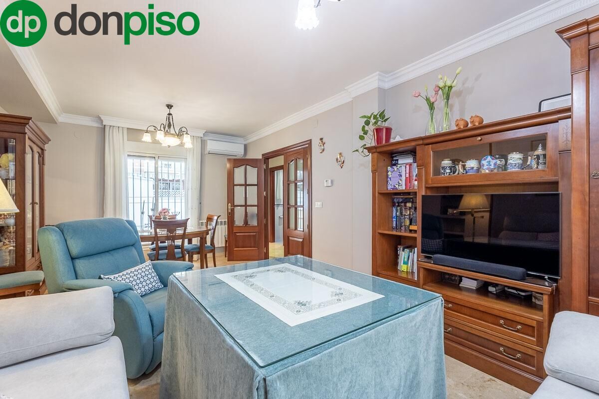 Single-family semi-detached for sale in Calle de la Corbeta, Angustias - Chana - Encina