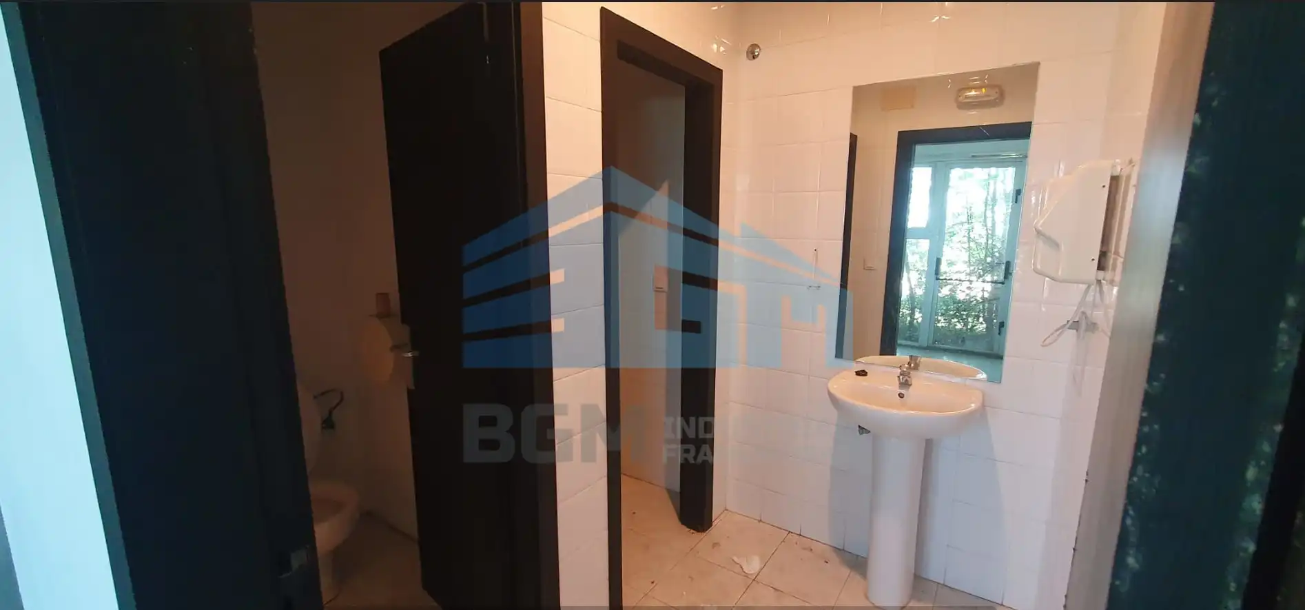 Bathroom of Industrial buildings for sale in As Pontes de García Rodríguez 