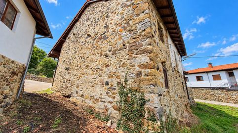 Casa en venta en Belmonte De Miranda, 4 dormitorios., imatge 3