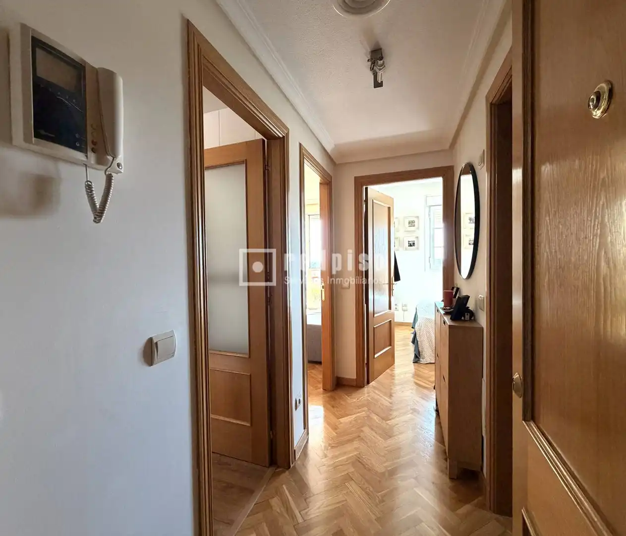 Flat for sale in Madrid  with Air Conditioner, Heating and Private garden